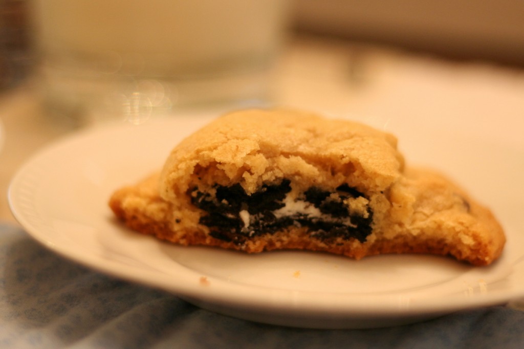 Cookie stuffed cookie